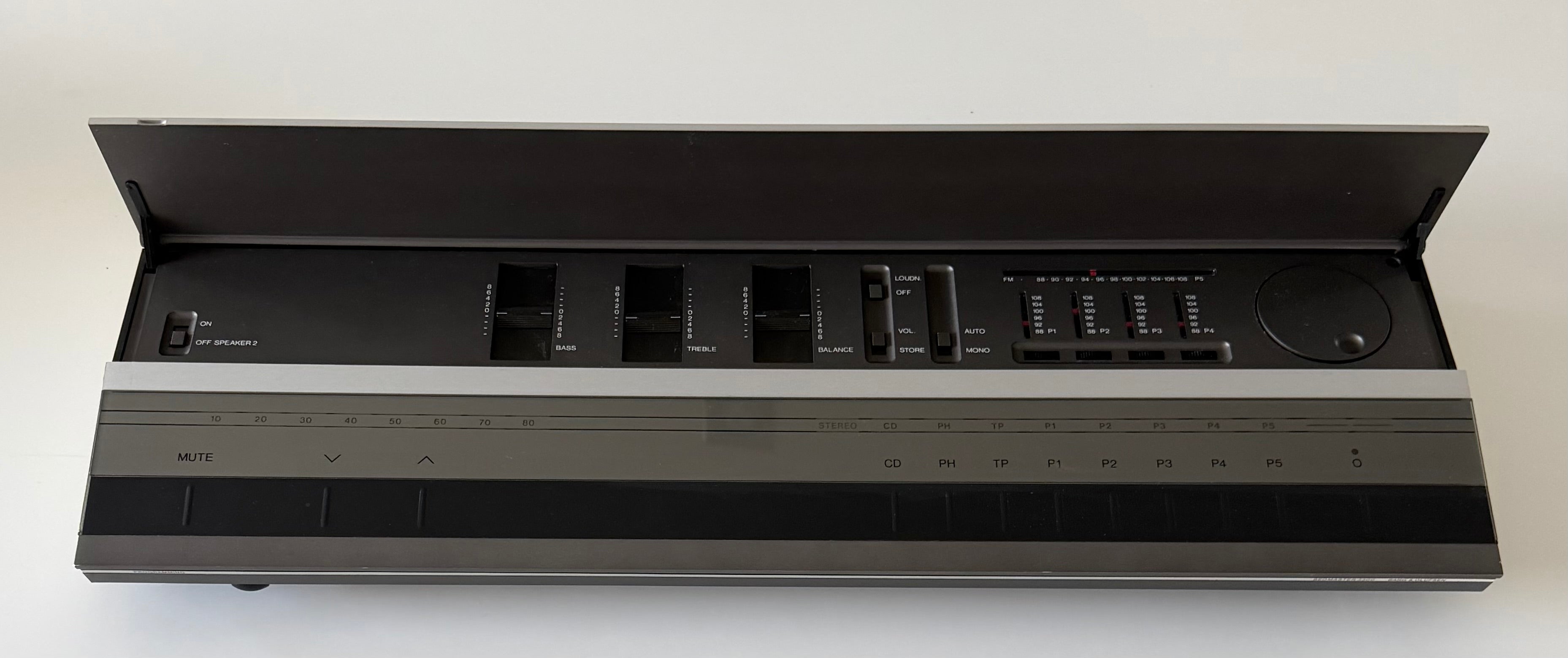 BeoMaster 3300 hvid (06291994)