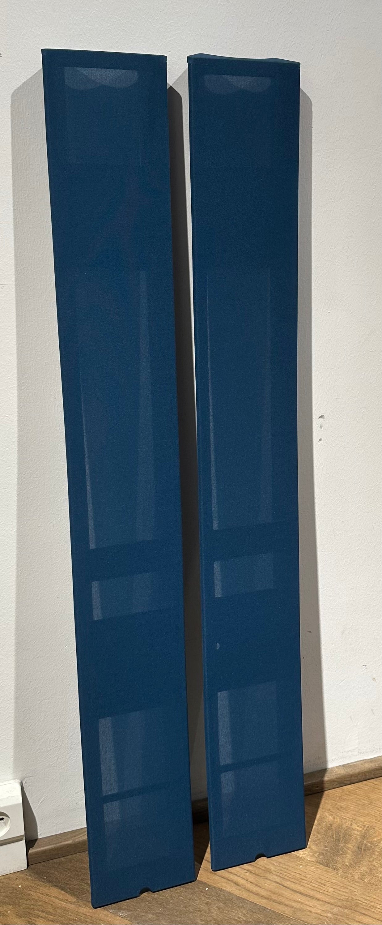 BeoLab 8002 fronter mørkeblå, ny