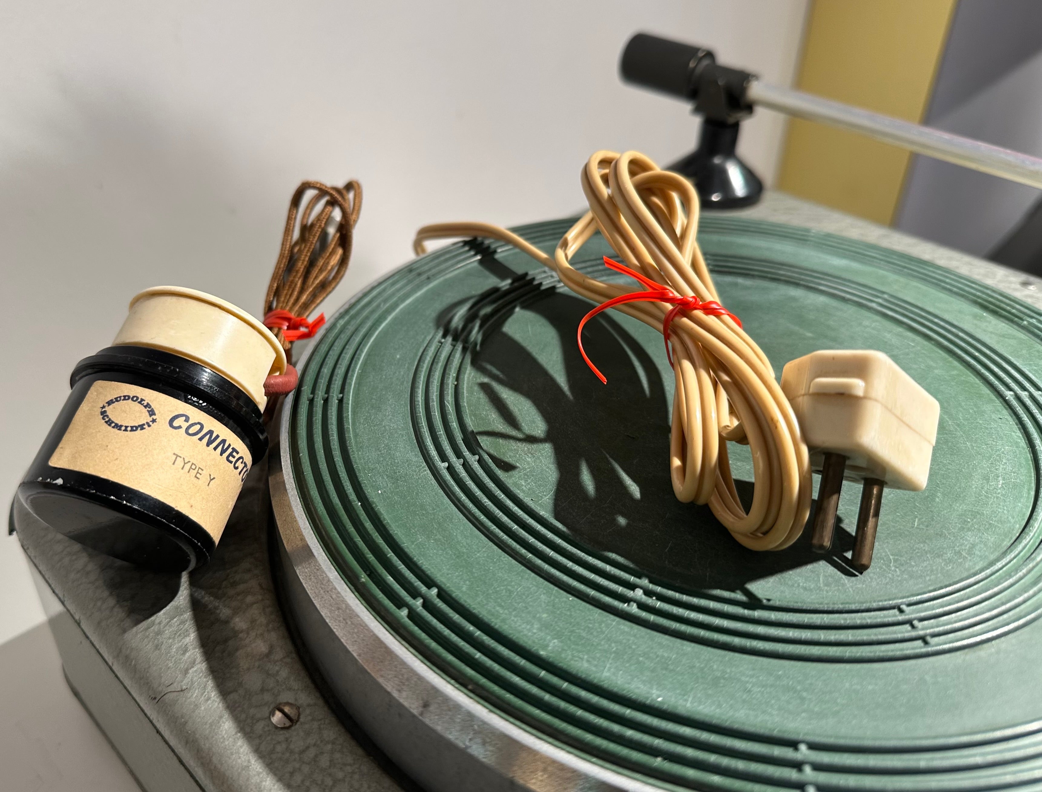 Delphon GS5 Med Ortofon arm og Pickup