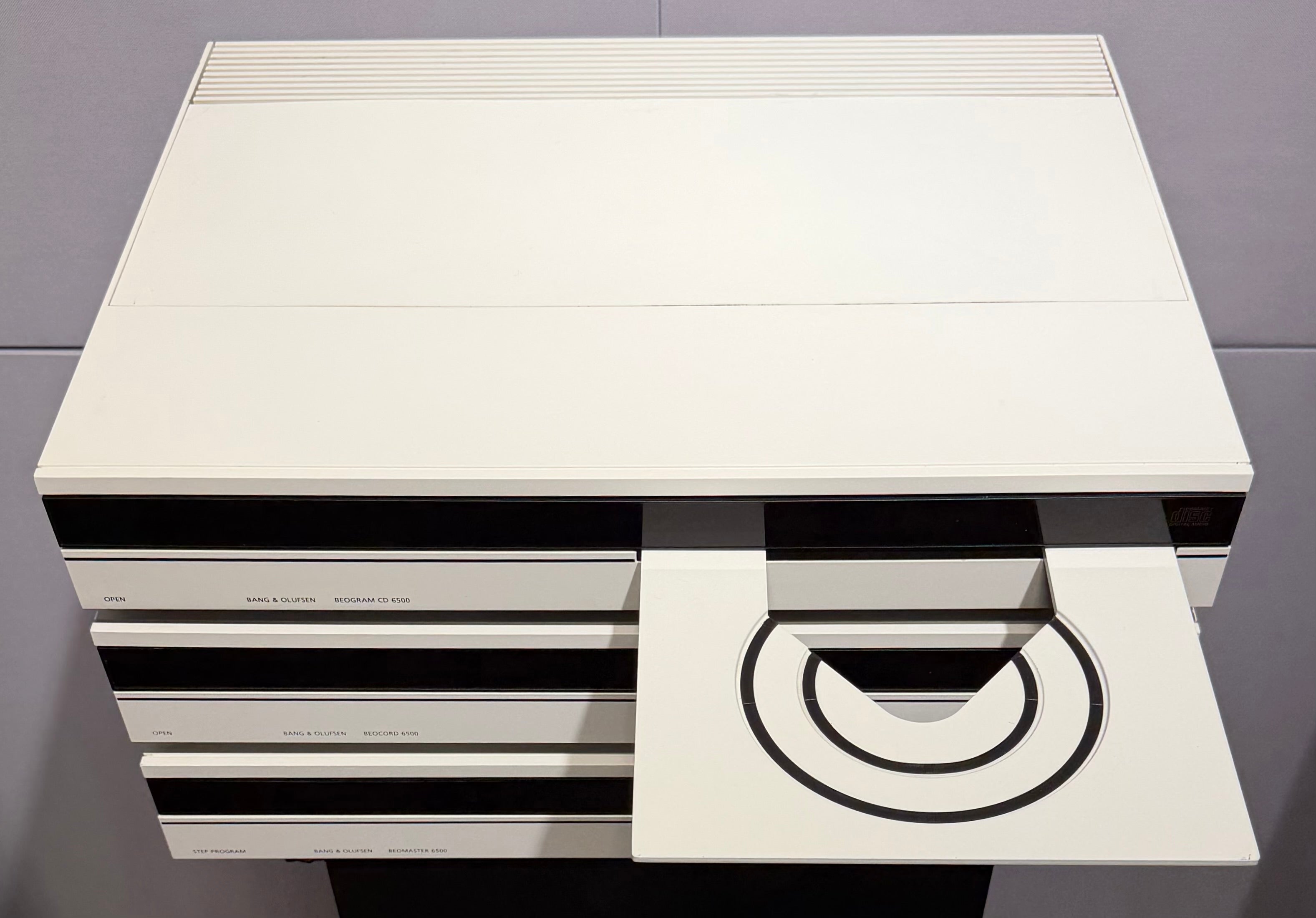 BeoSystem 6500 Hvid (08097125/07186453/08950741)