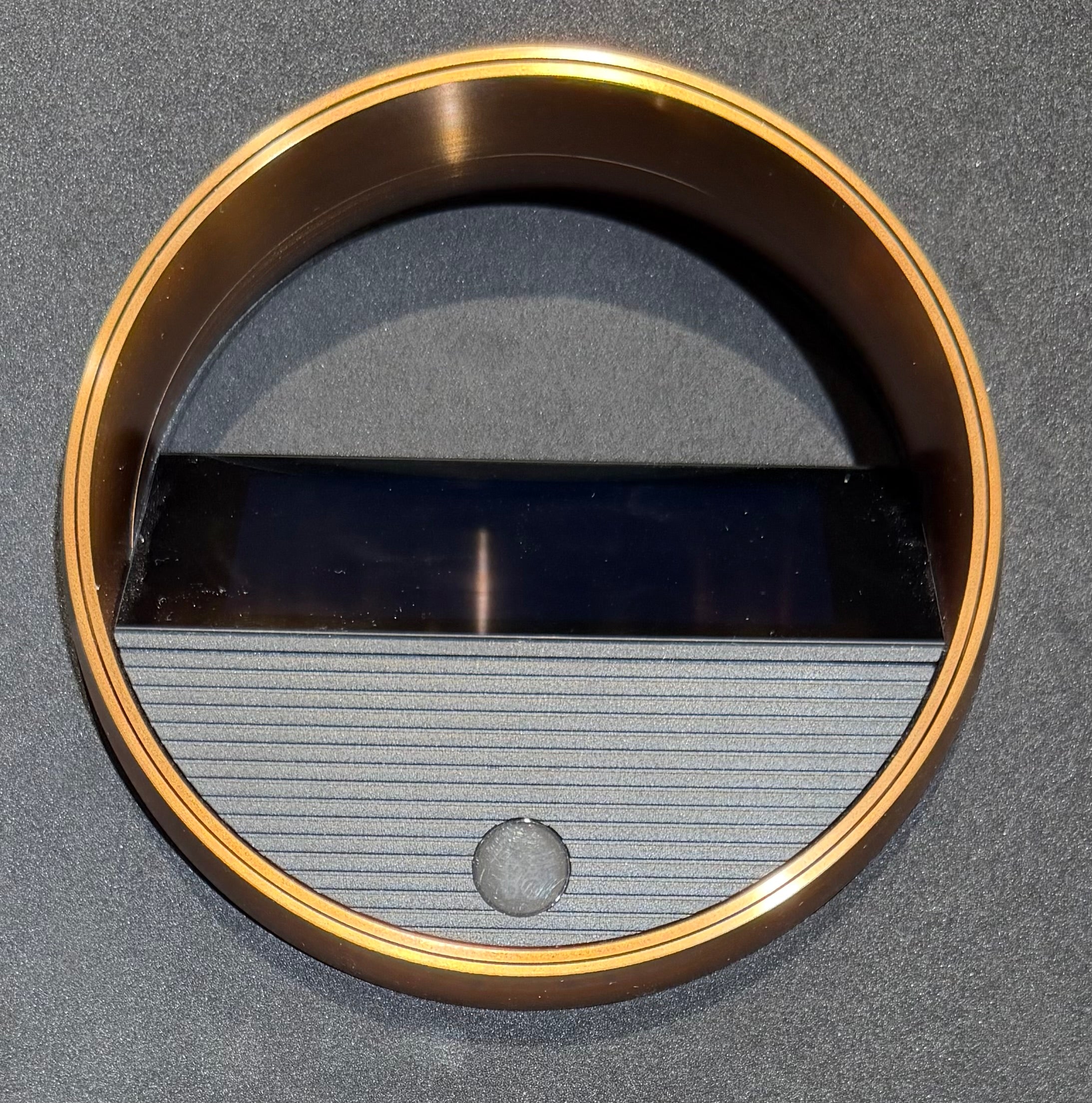 Beoremote Halo Wall Bronze