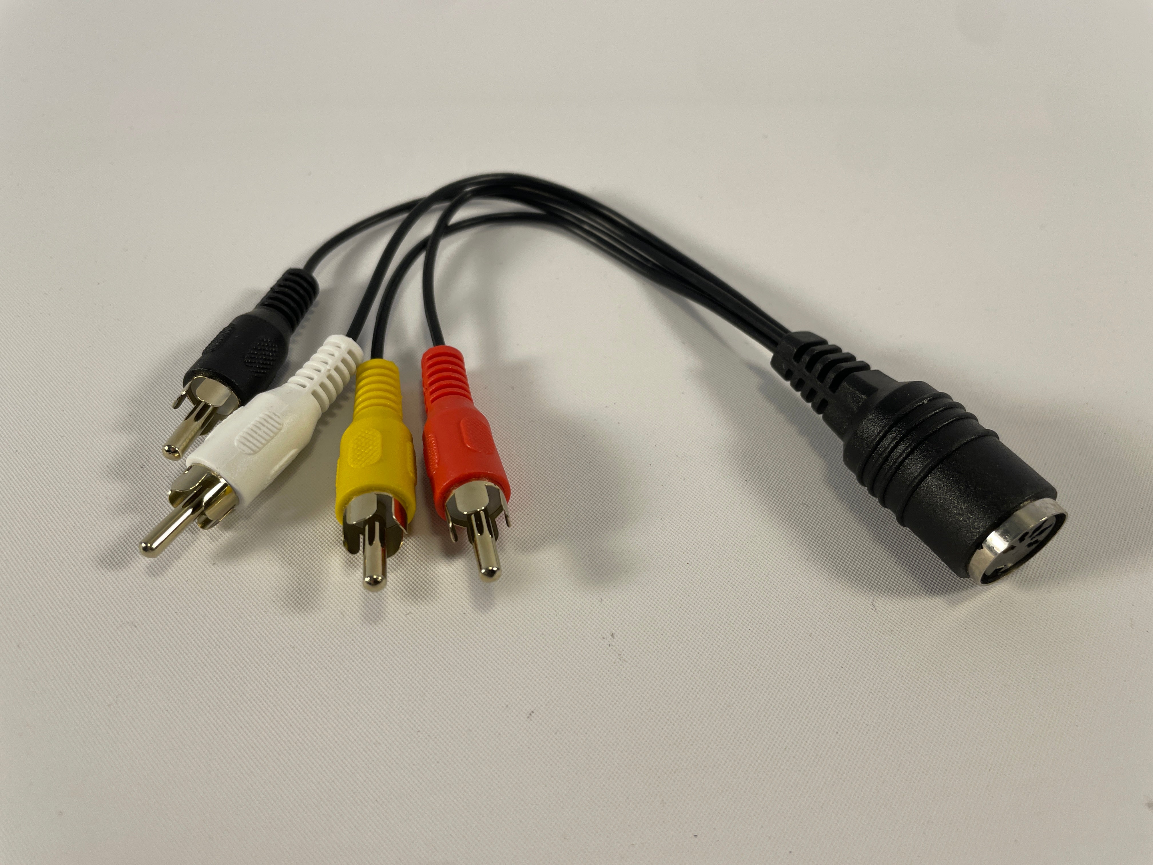 5 Pol DIN Hun til Phono (RCA)