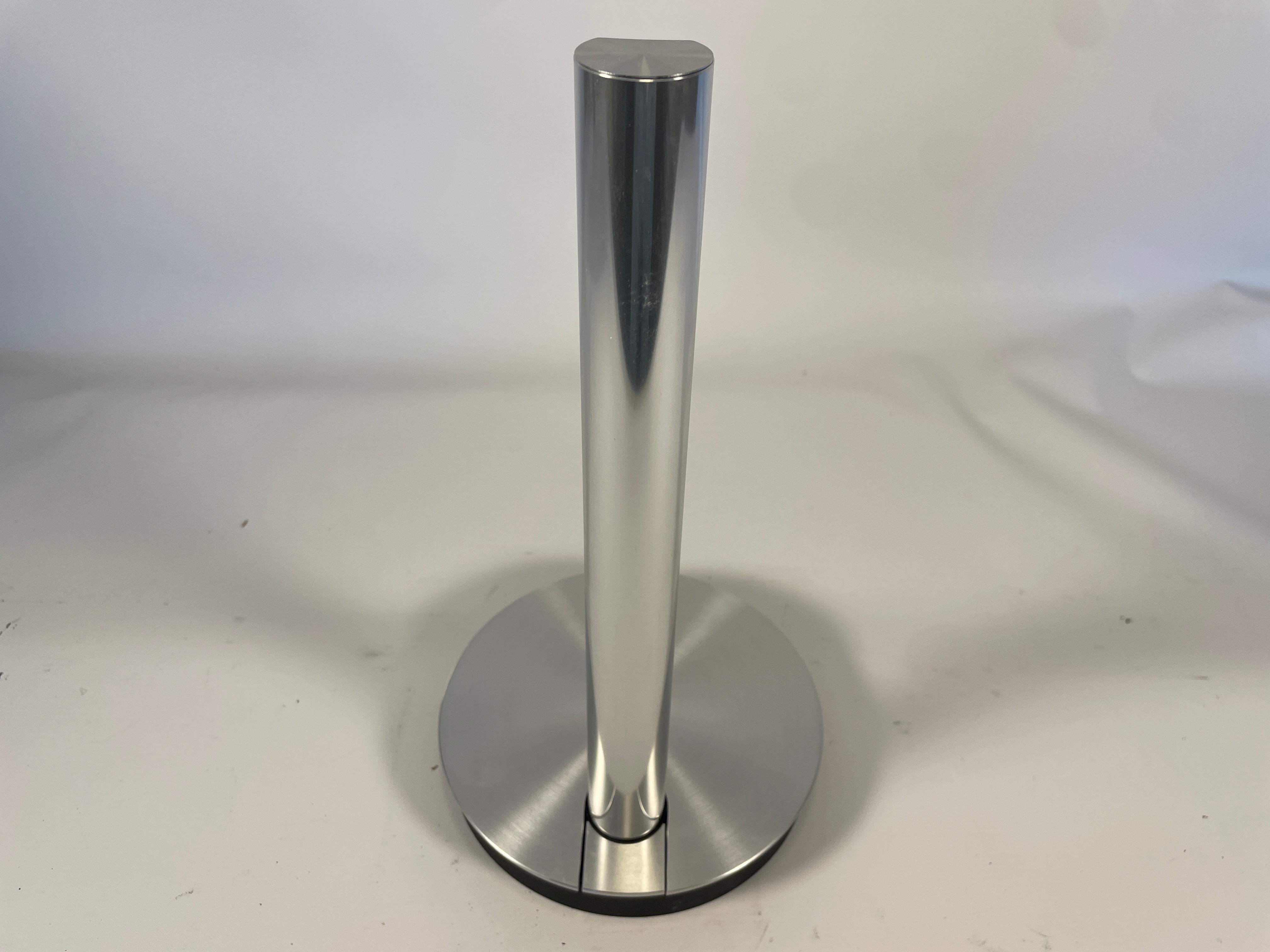 BeoLab 8 Loftbeslag