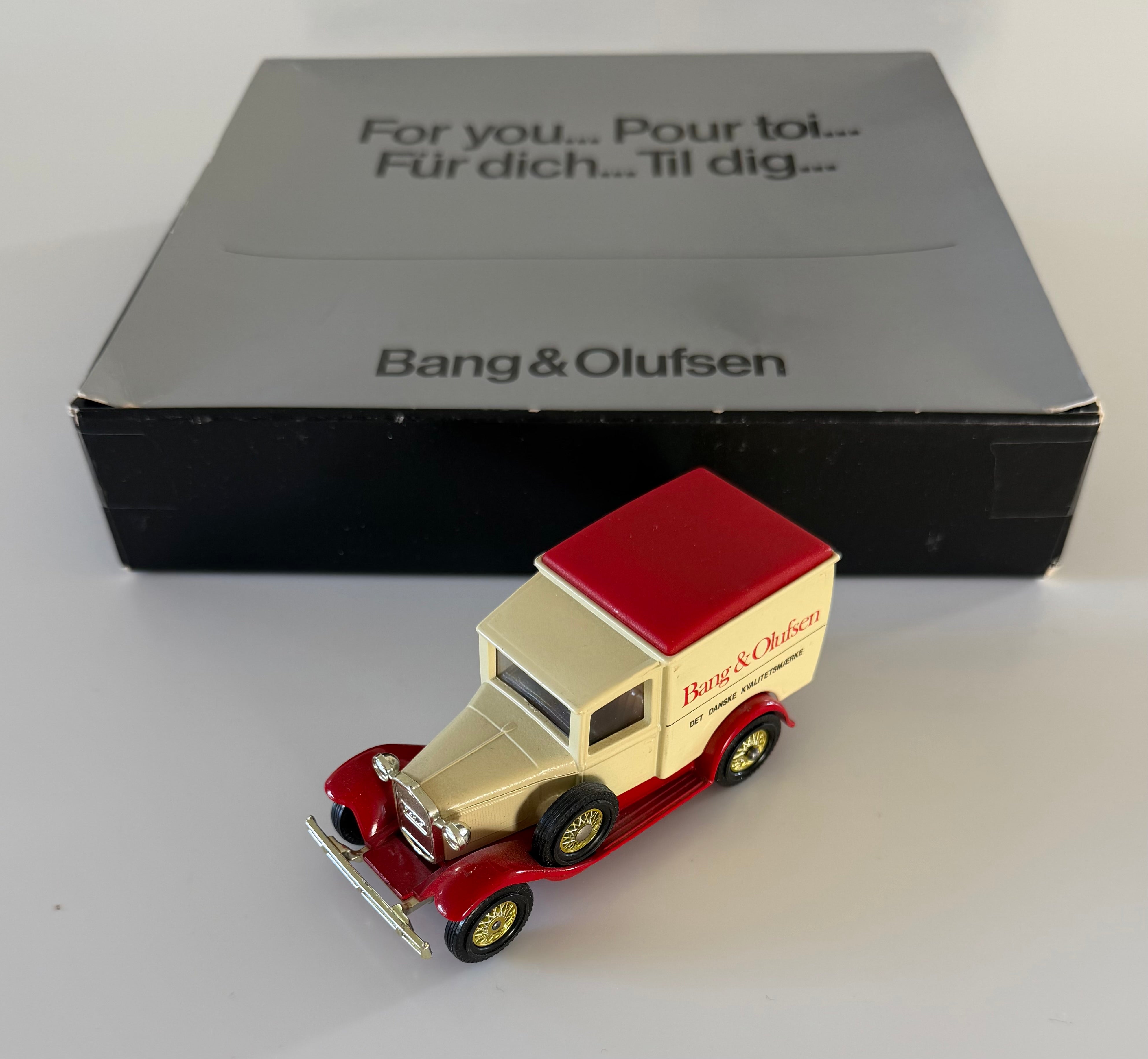 B&O Matchbox Ford Model T Van