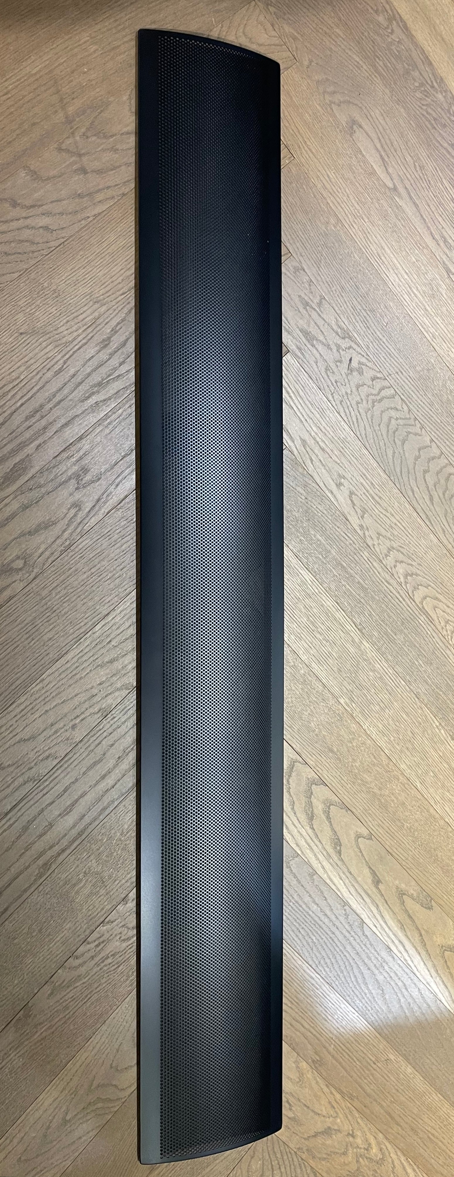 Front BeoVision Eclipse 55" aluminium / black