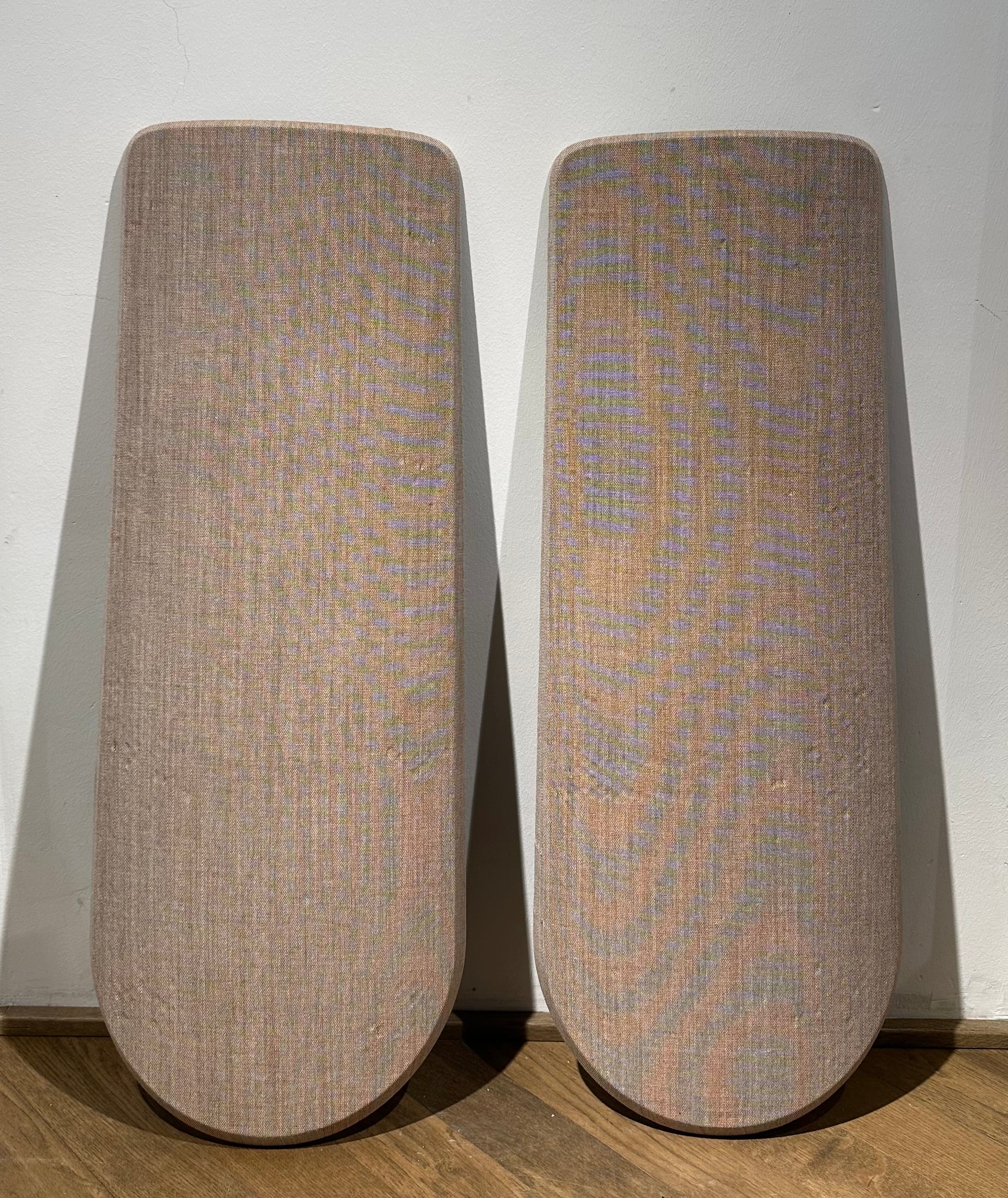 BeoLab 50 Frontstof Warm Taupe