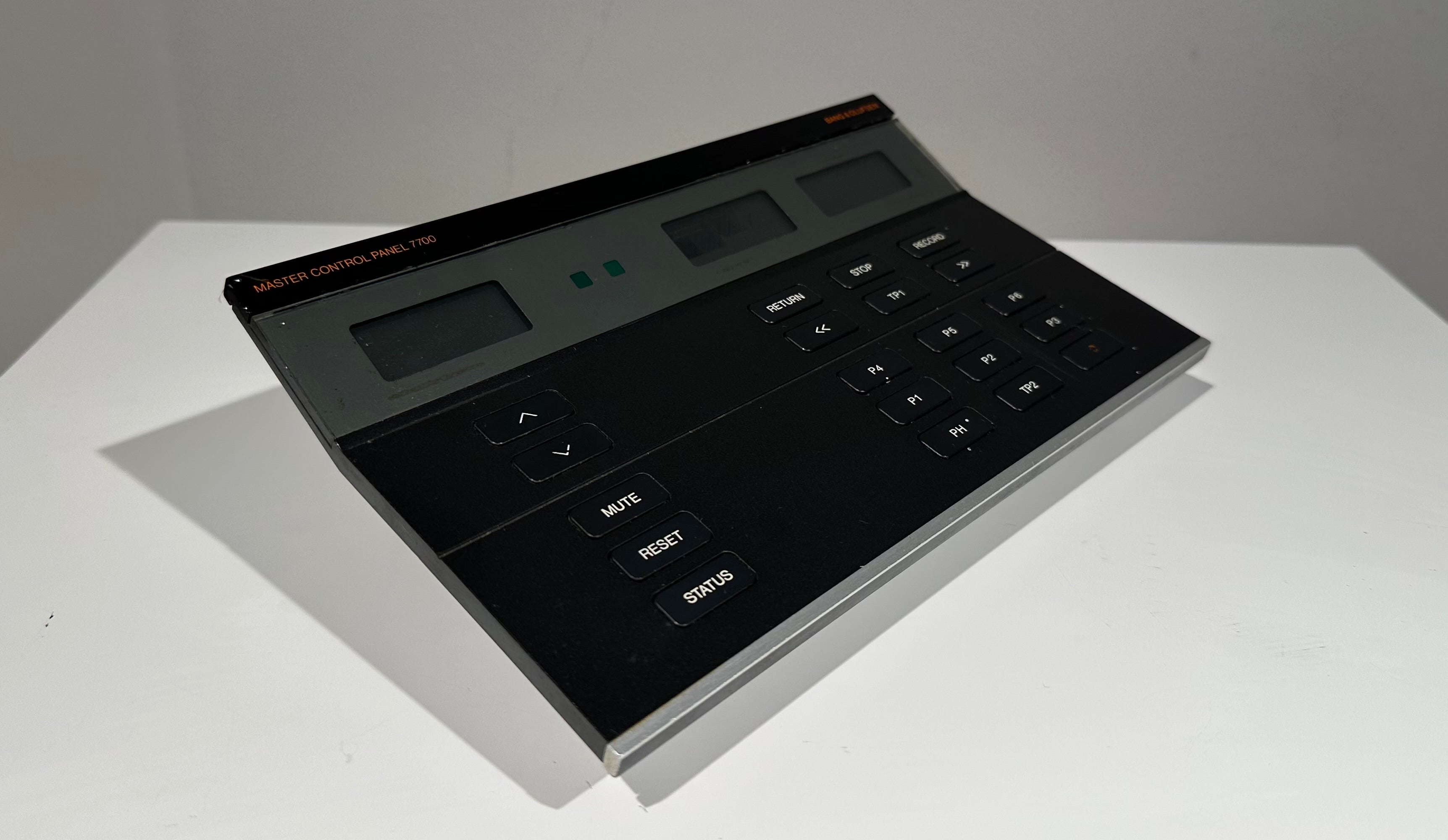 Master Control Panel 7700