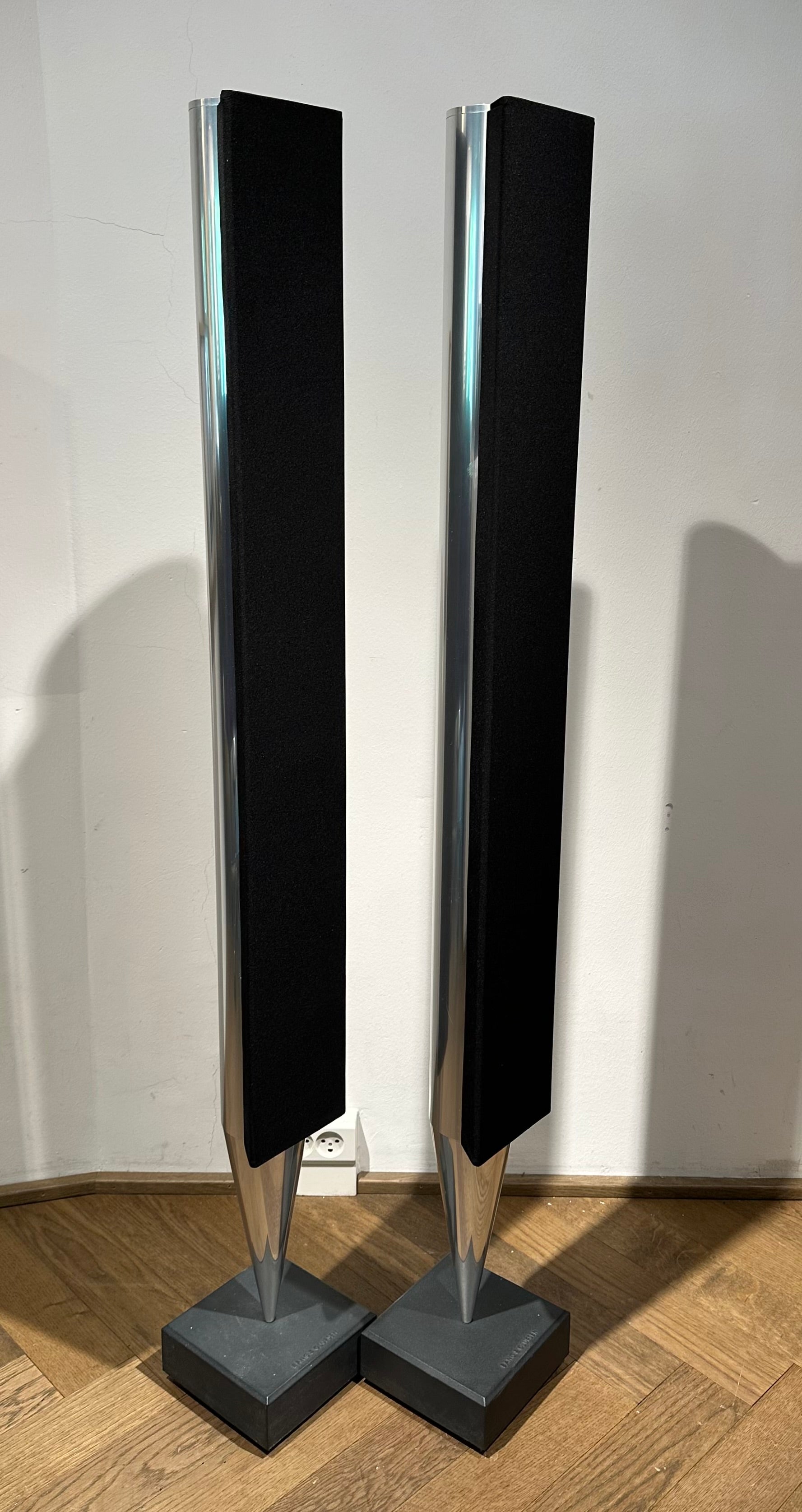 BeoLab 8000 (10632156 - 10632192)