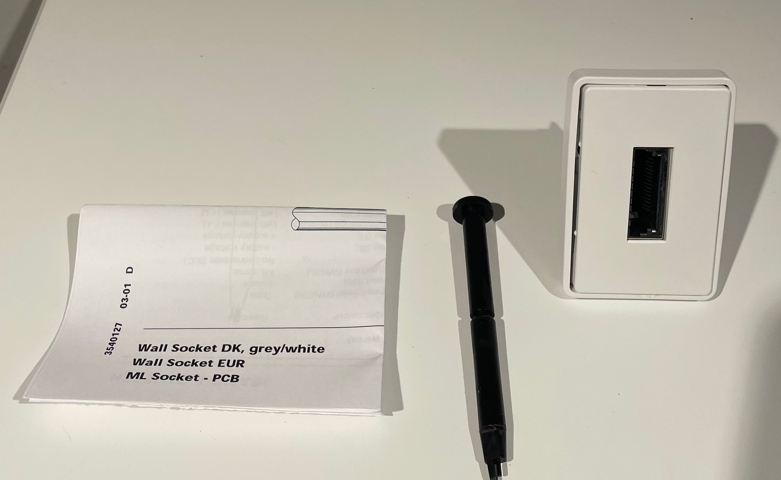 Master Link wall Socket White