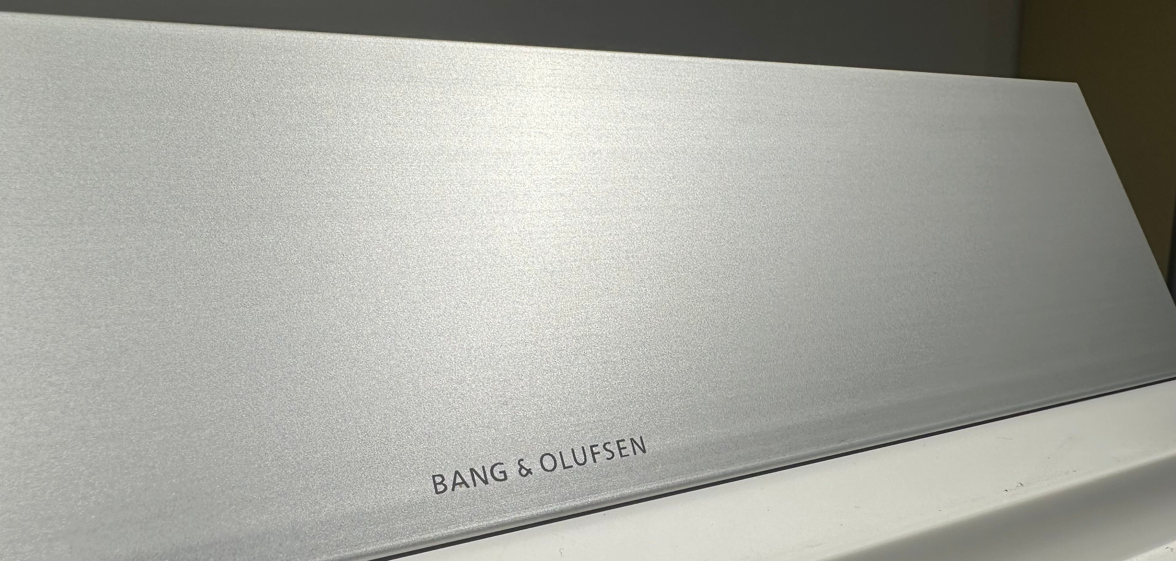 B&O A4 CD Wave