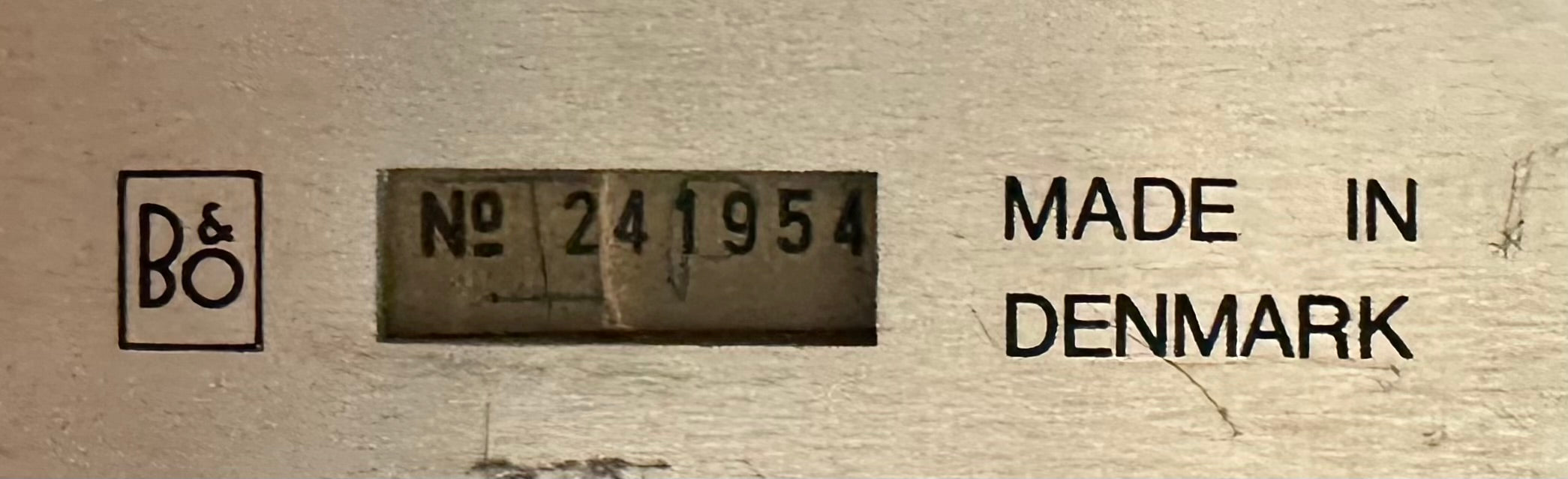 BeoLit 600 Sort (241954)