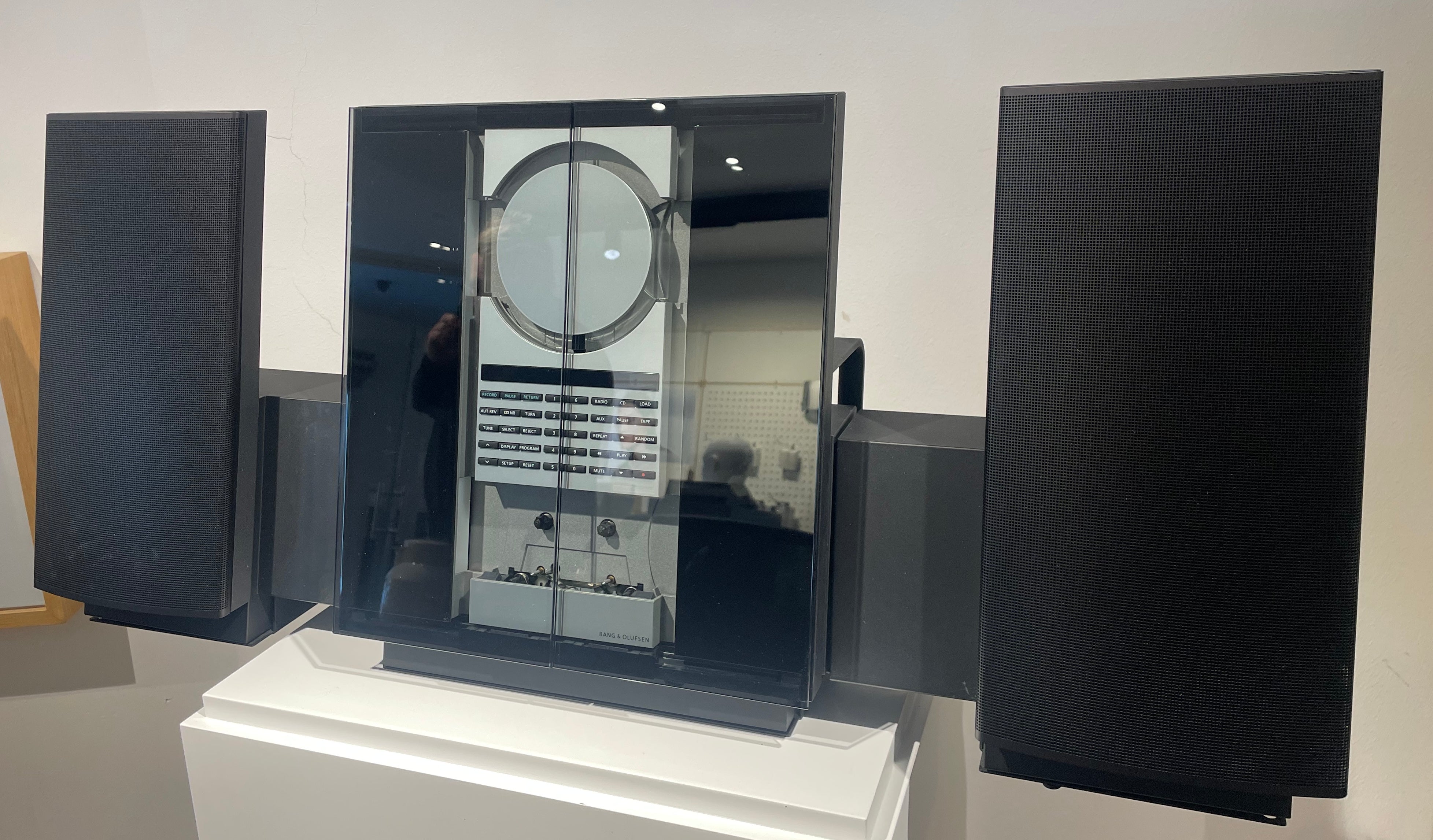 BeoSound Ouverture MK2 m. Beolab 2500 MK2 (15721818)