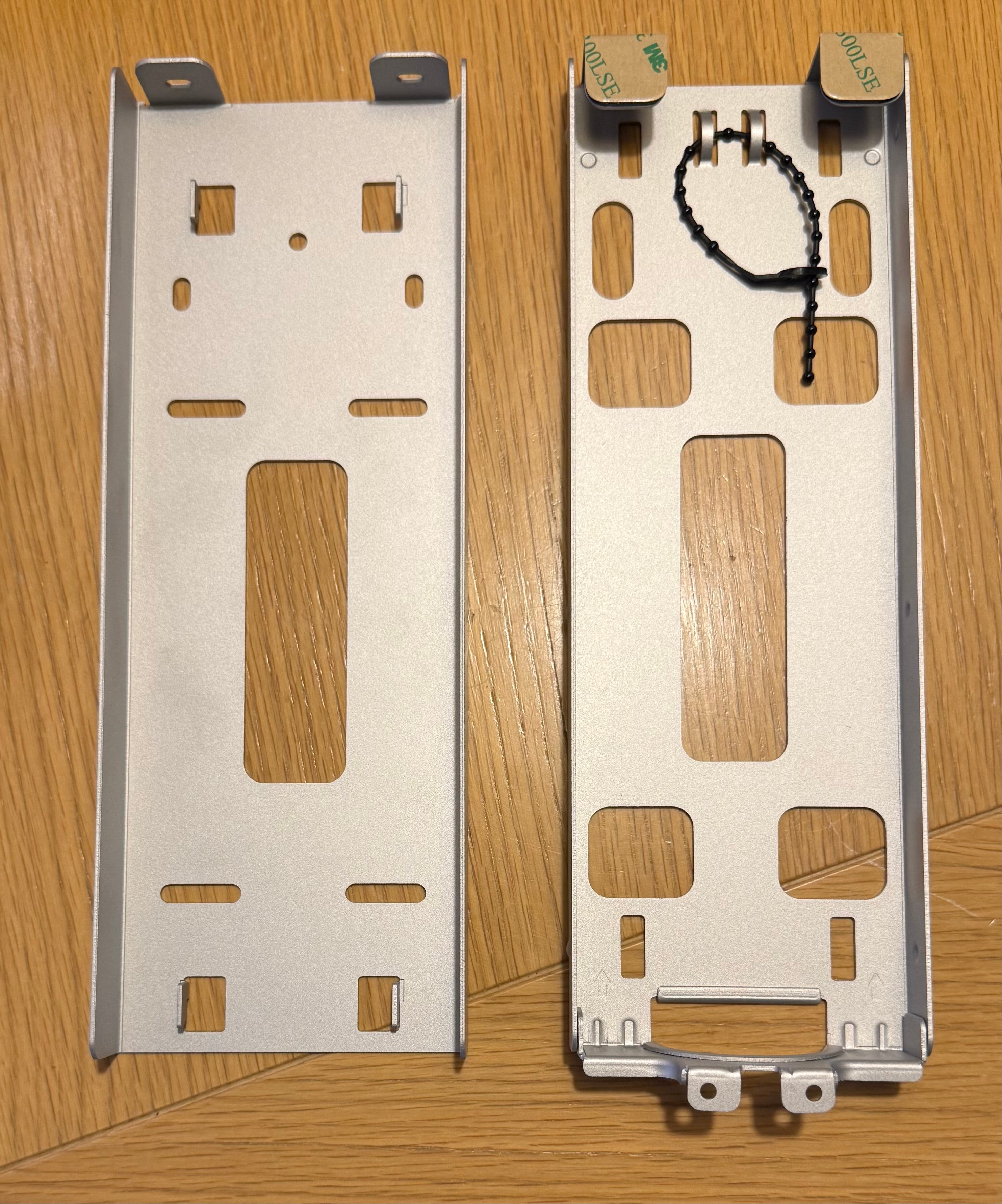 BeoSound Level B2B Wall Bracket
