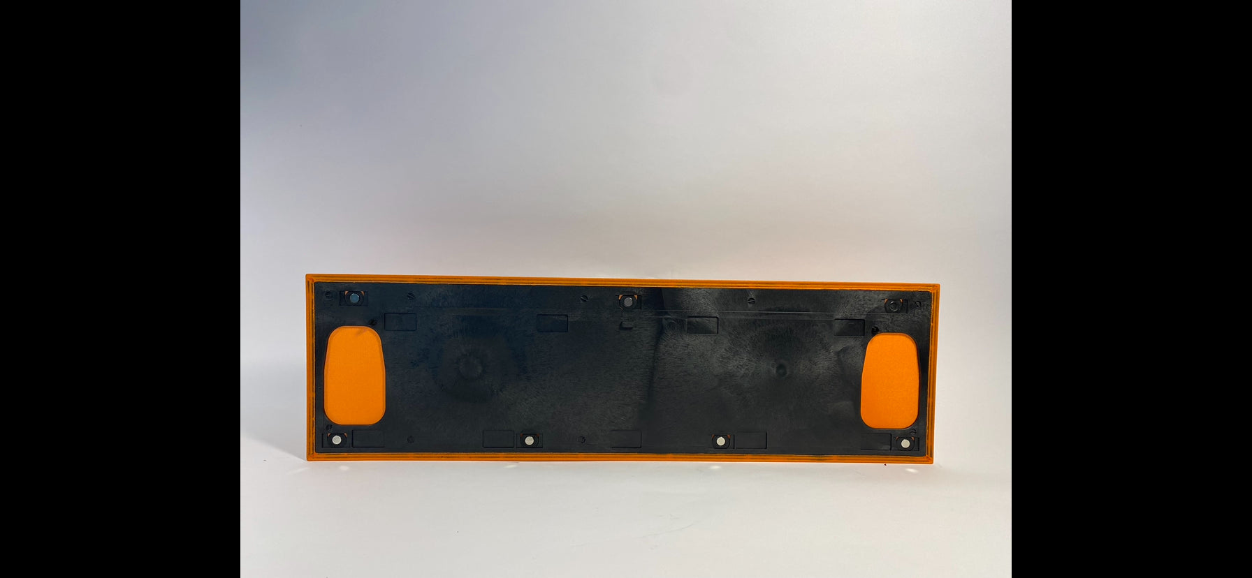 Beovision 10-32 Frontstof Orange