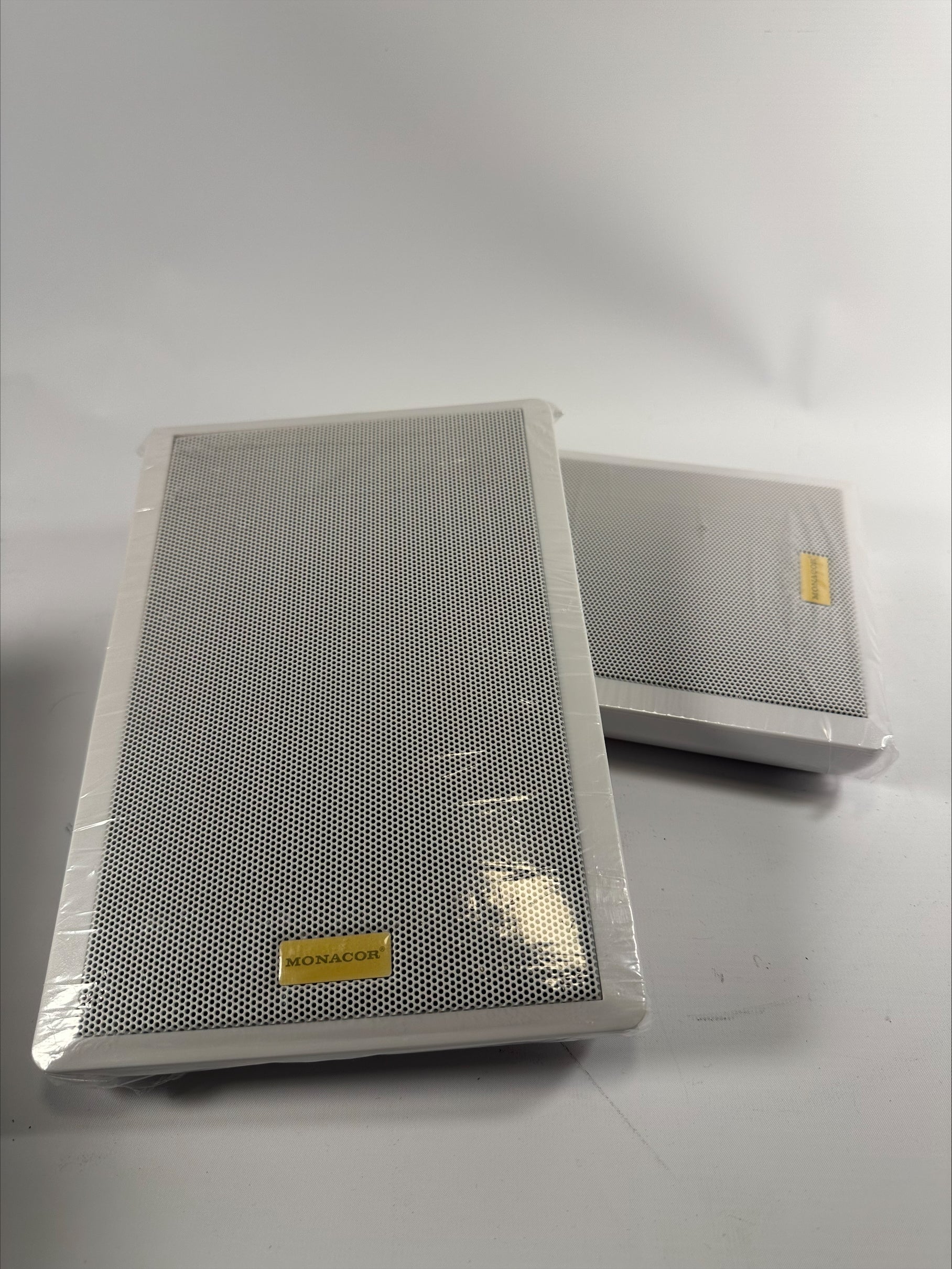 Monacor SMB-130 WS