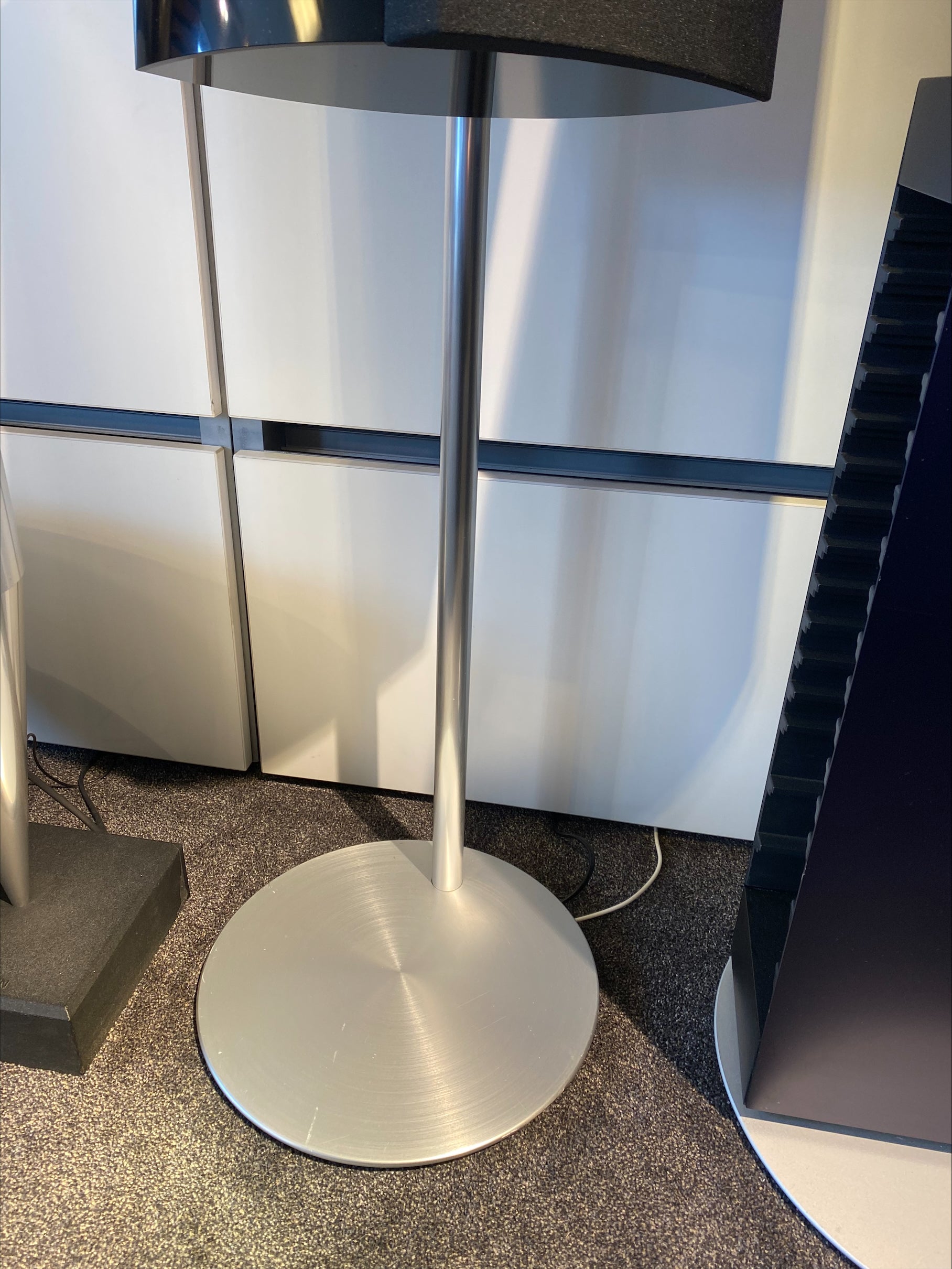 Gulvstand Beolab 4000